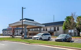Quality Inn - Norman Near University